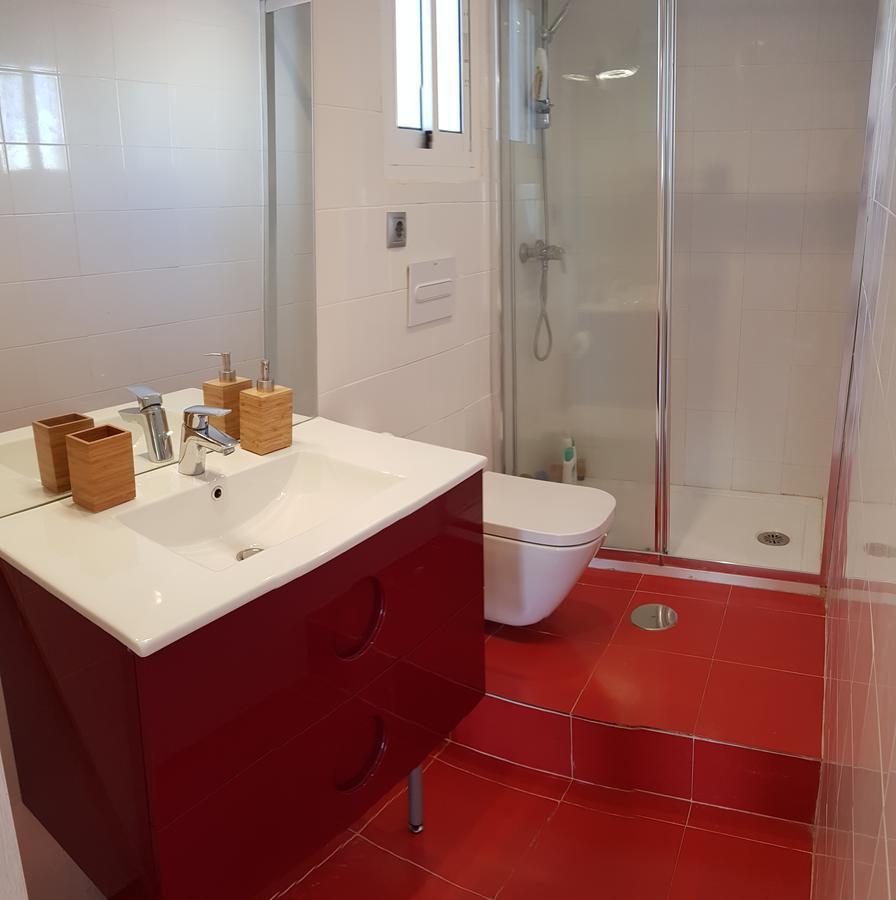 Apartment Bonito Atico Cerca De La Estacion De Buses Y Trenes *